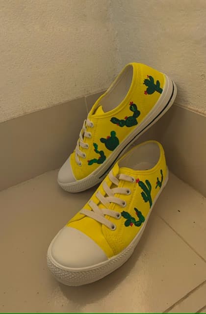 JWalks Footwear - Look 1